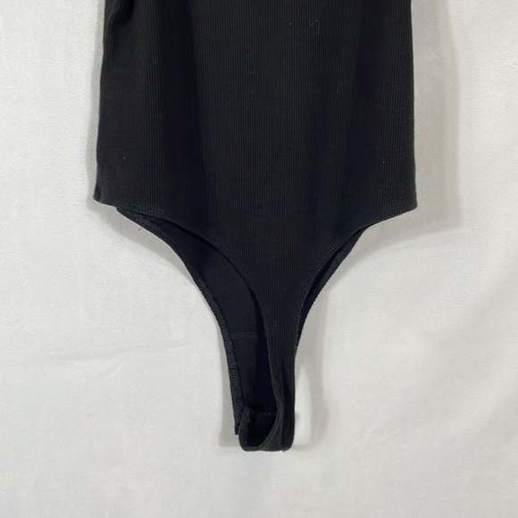 Marine Layer Bodysuit M Black Ribbed Fabric. Soft 95% Tencel 5% Spandex EUC - Picture 5 of 9